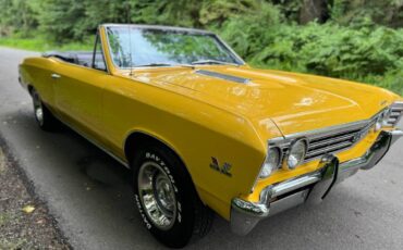 Chevrolet-chevelle-convertible-1967-yellow-2