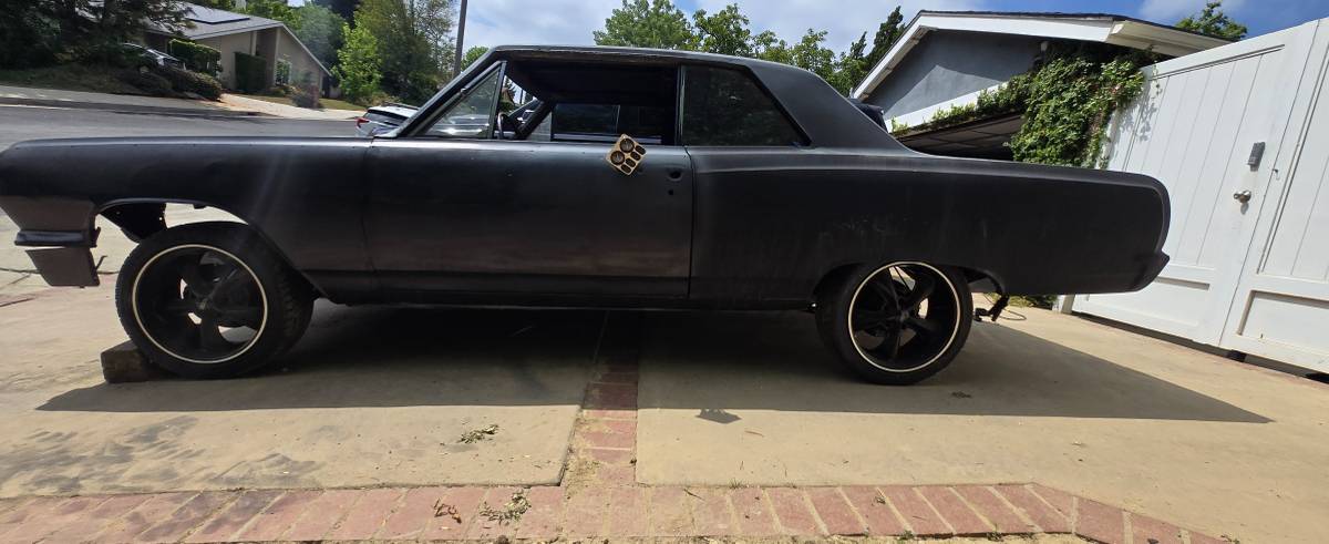 Chevrolet-chevelle-malibu-1964-16