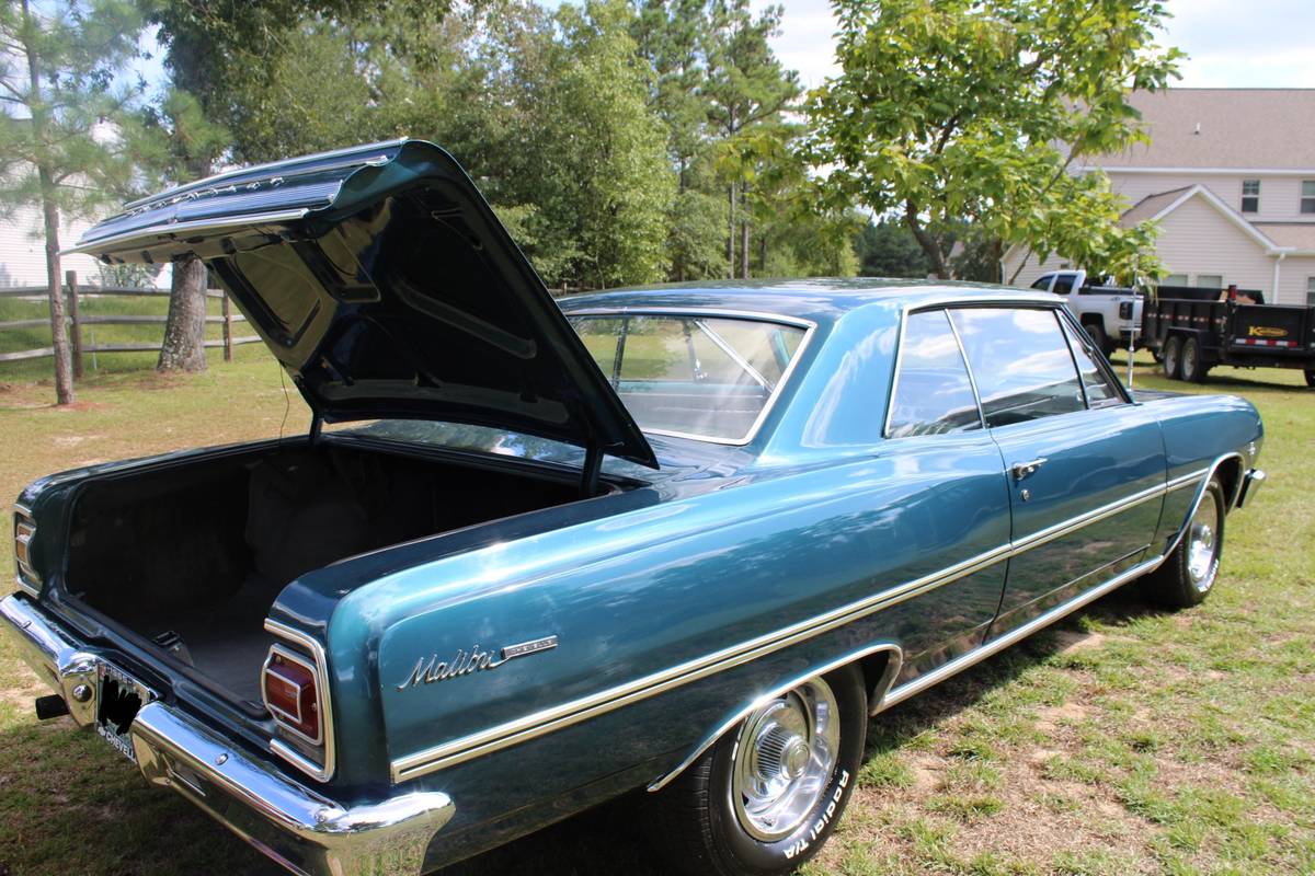Chevrolet-chevelle-malibu-1965-green-13