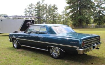 Chevrolet-chevelle-malibu-1965-green-3