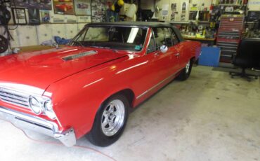 Chevrolet-chevelle-malibu-1967-red-8