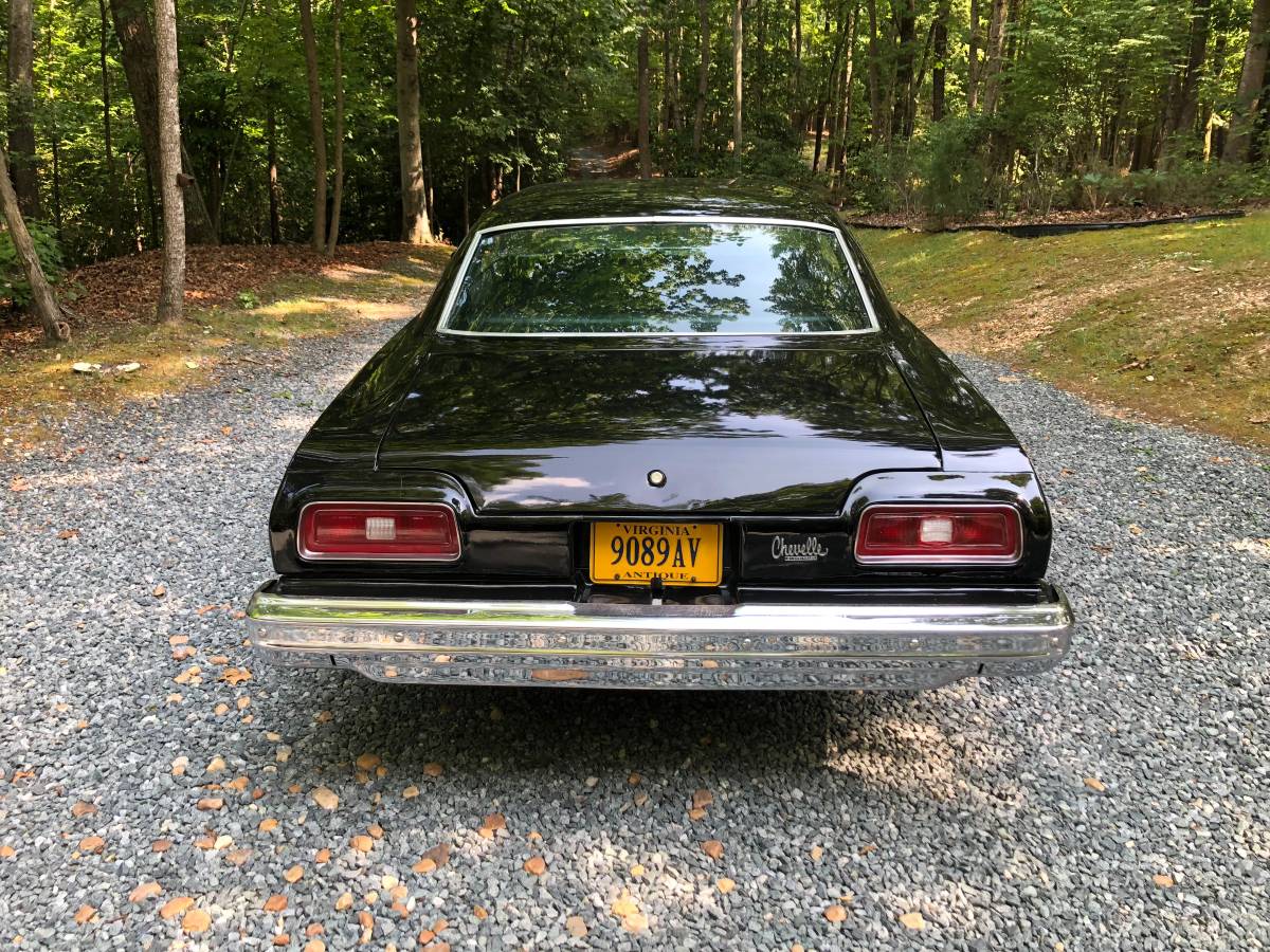 Chevrolet-chevelle-malibu-1974-black-10