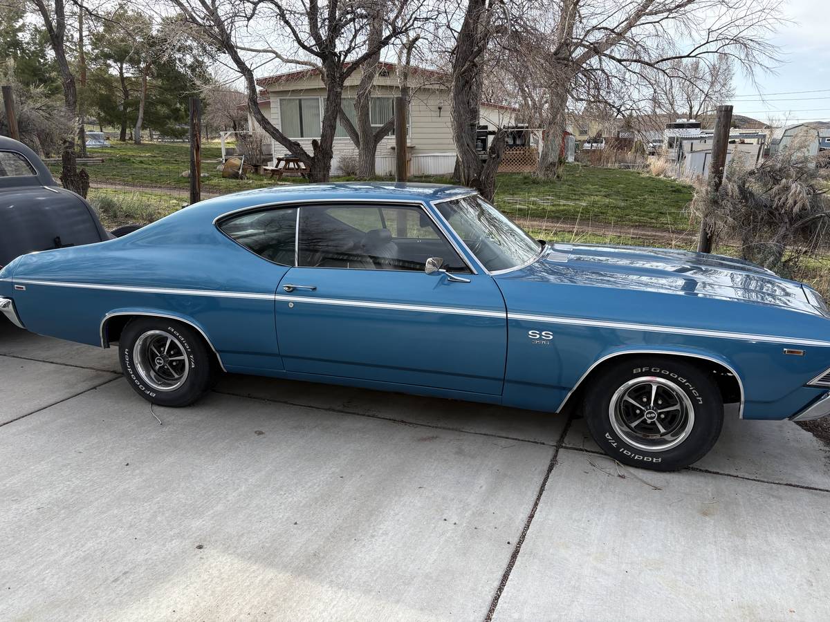 Chevrolet-chevelle-ss-1969-11