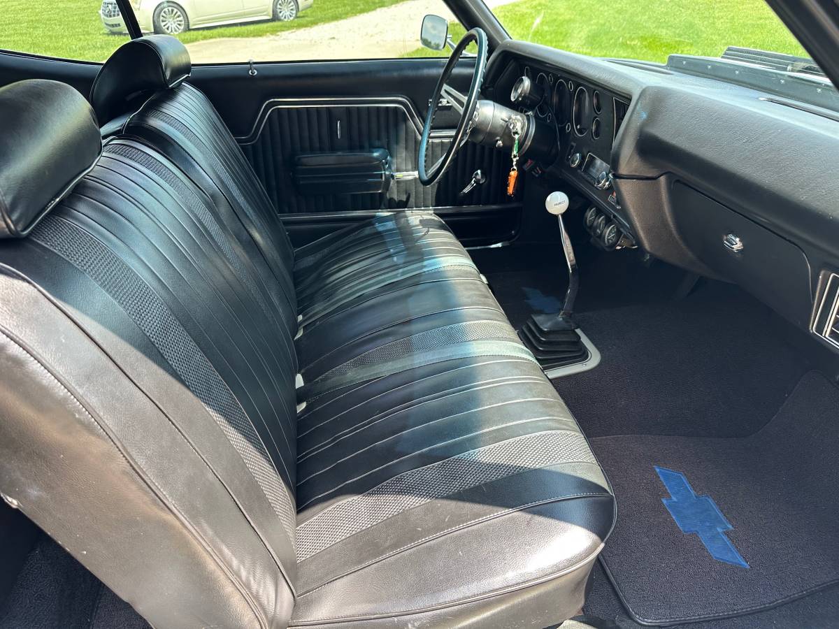 Chevrolet-chevelle-ss-1970-black-14