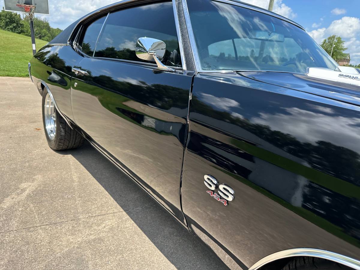 Chevrolet-chevelle-ss-1970-black-23