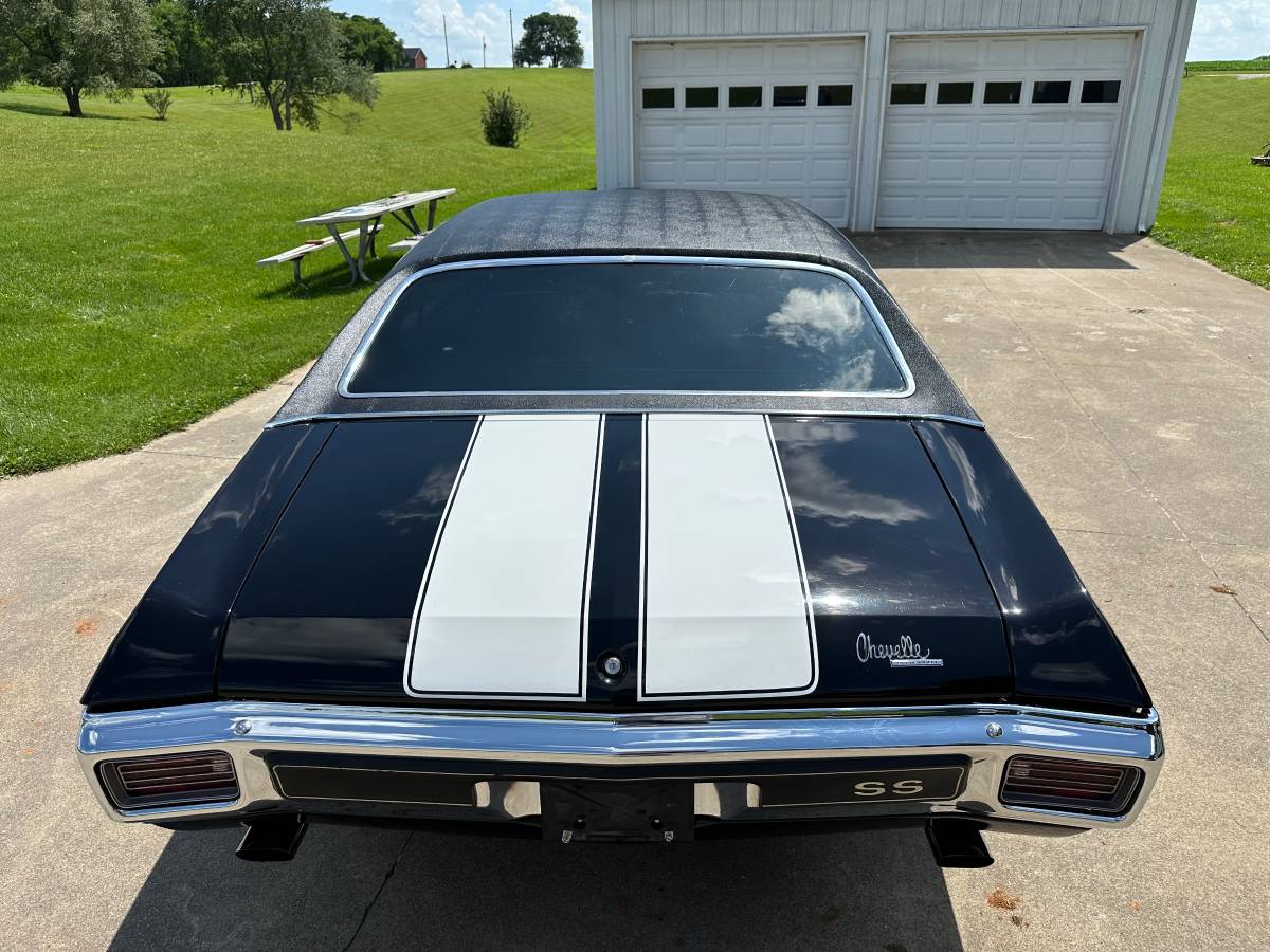 Chevrolet-chevelle-ss-1970-black-3