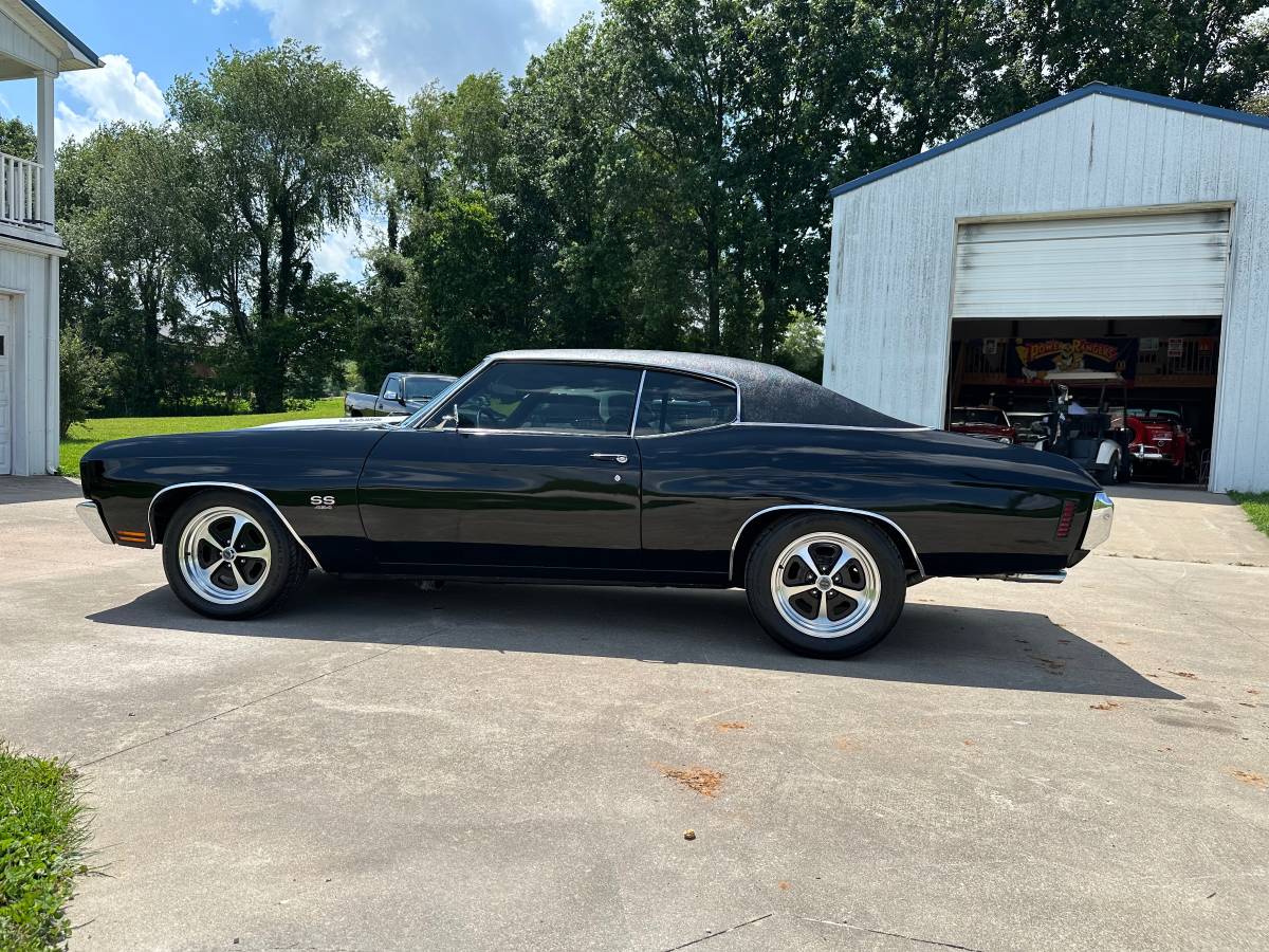 Chevrolet-chevelle-ss-1970-black-6