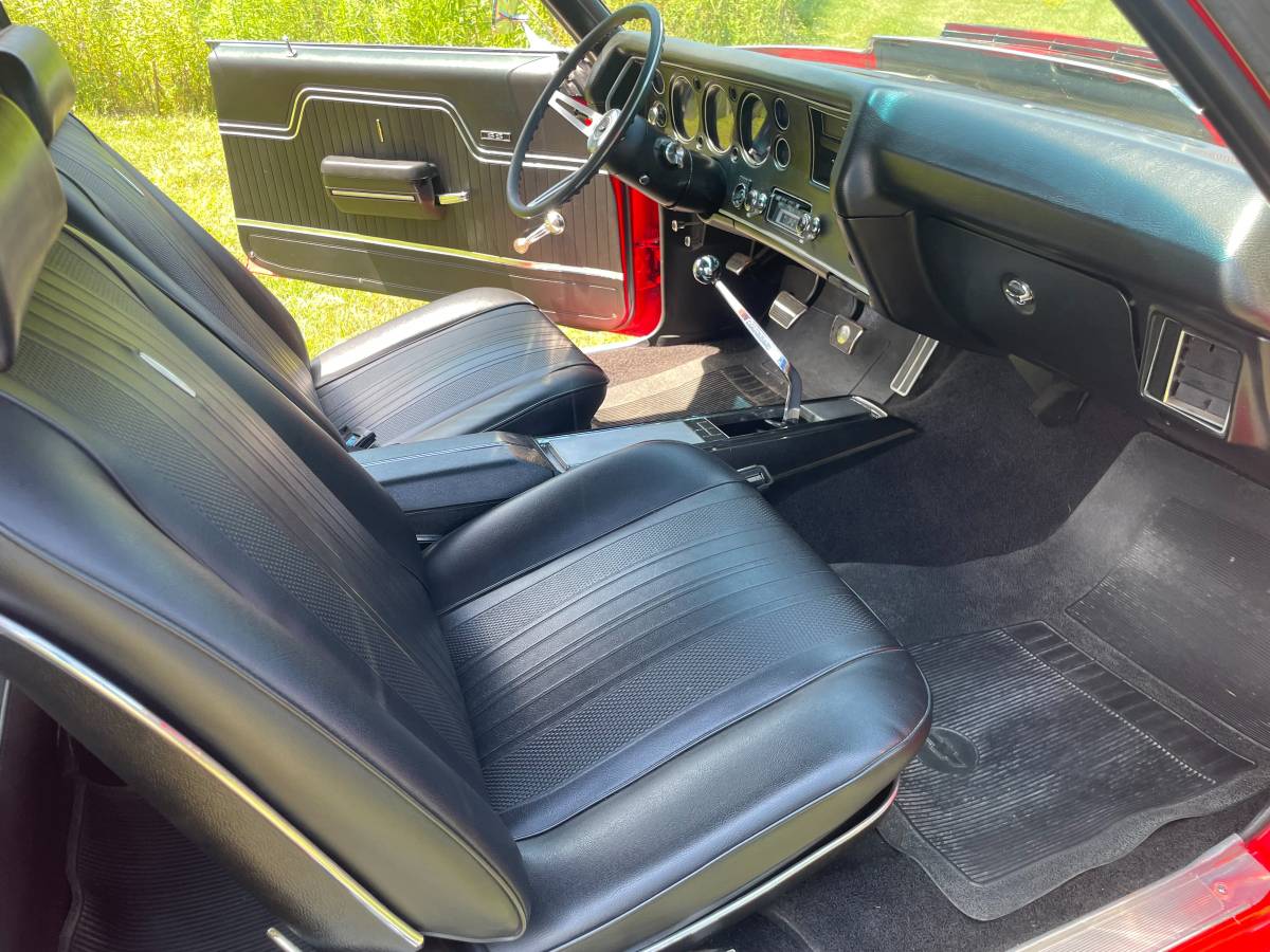 Chevrolet-chevelle-ss-1970-red-12