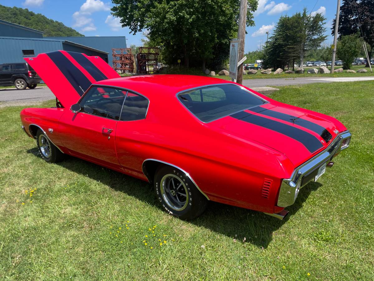 Chevrolet-chevelle-ss-1970-red-12