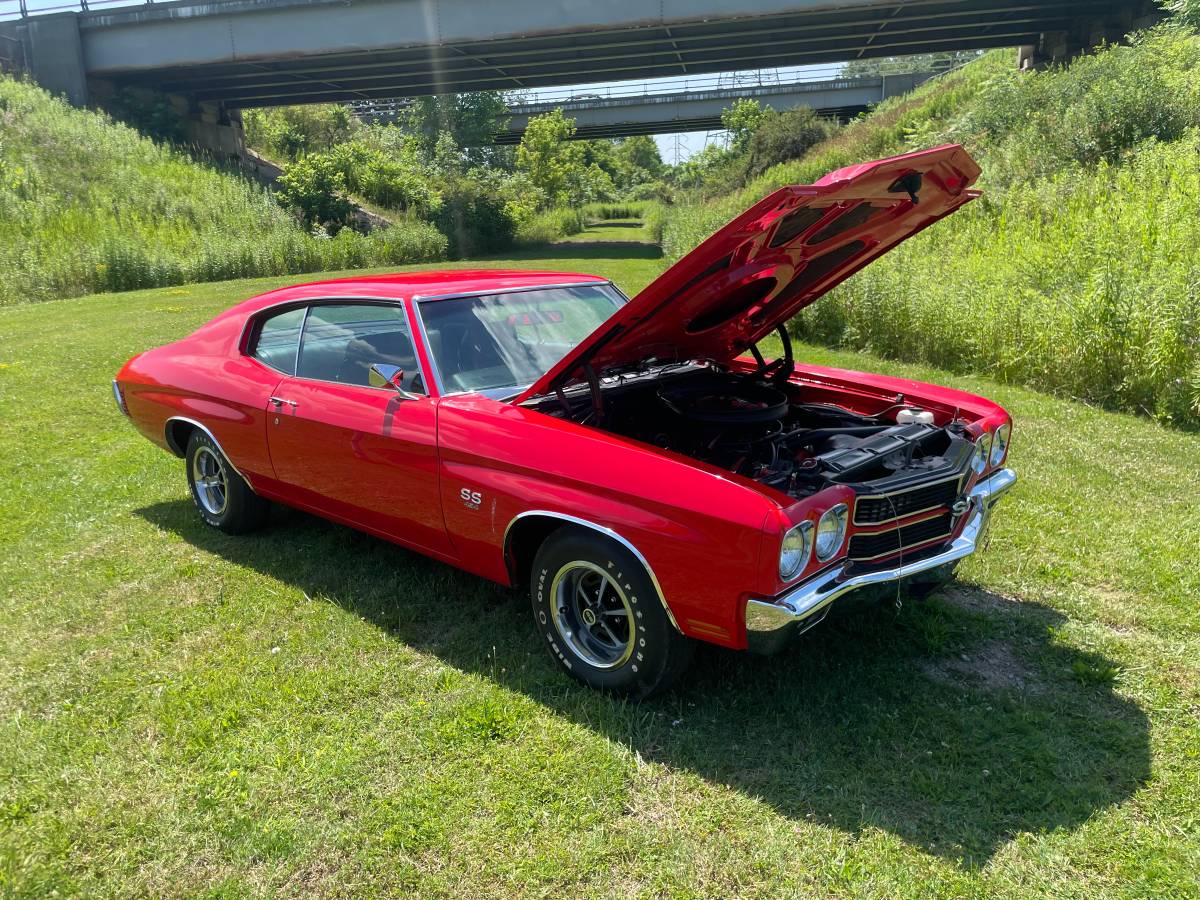 Chevrolet-chevelle-ss-1970-red-13