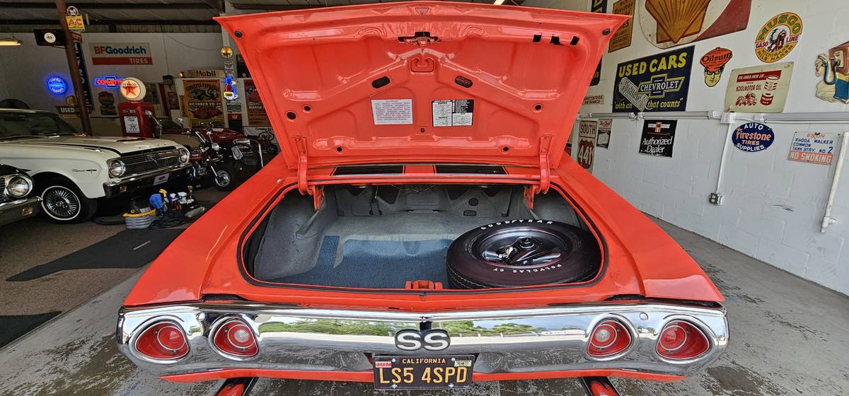Chevrolet-chevelle-ss-1971-red-15