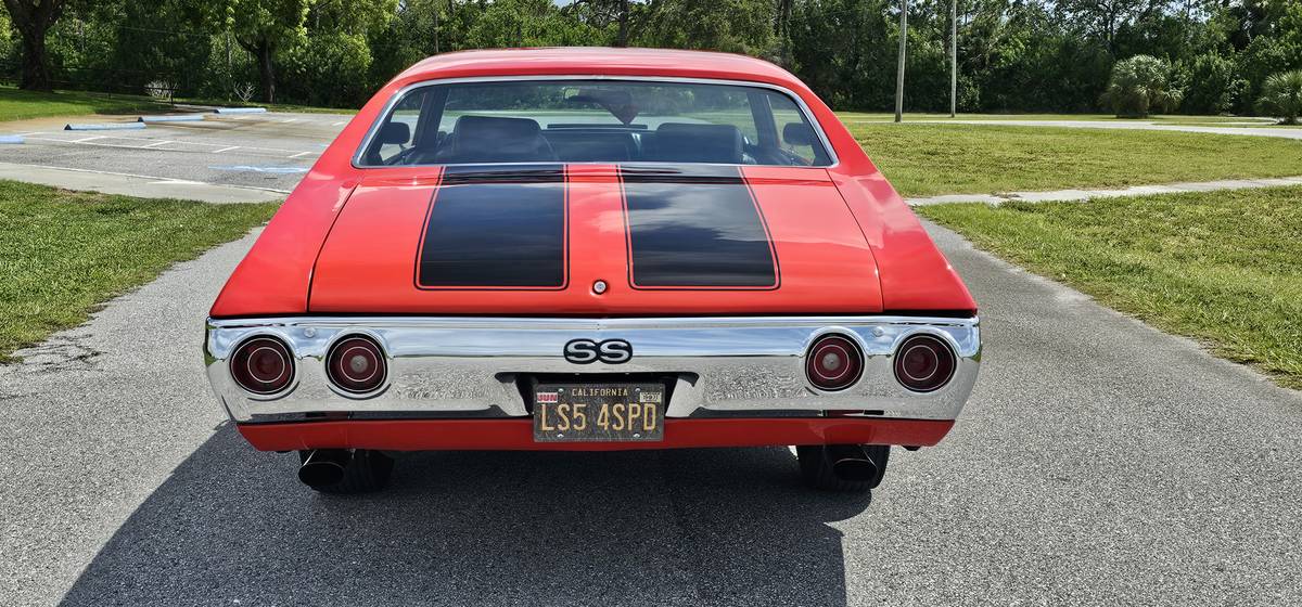 Chevrolet-chevelle-ss-1971-red