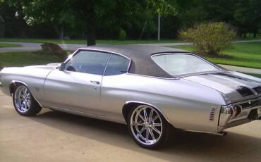 Chevrolet-chevelle-ss-1971-silver-1