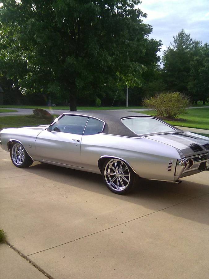 Chevrolet-chevelle-ss-1971-silver-1