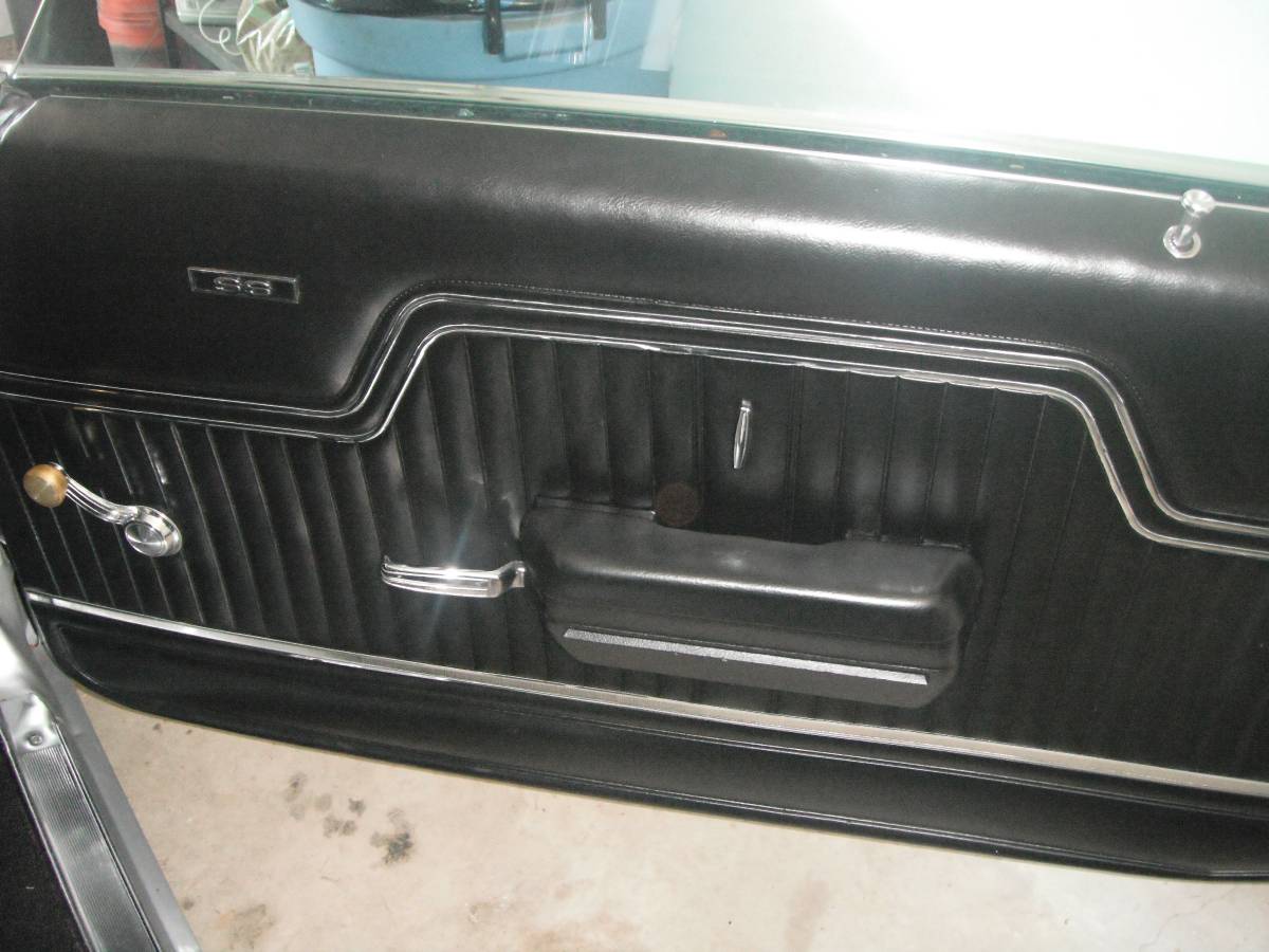 Chevrolet-chevelle-ss-1971-silver-16