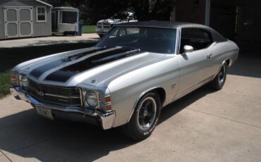 Chevrolet-chevelle-ss-1971-silver-3