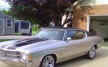 Chevrolet-chevelle-ss-1971-silver