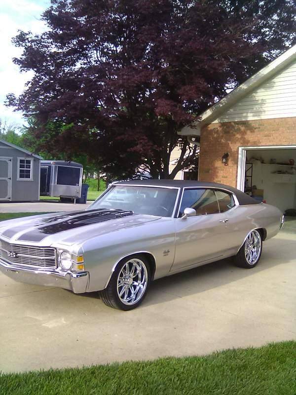 Chevrolet-chevelle-ss-1971-silver