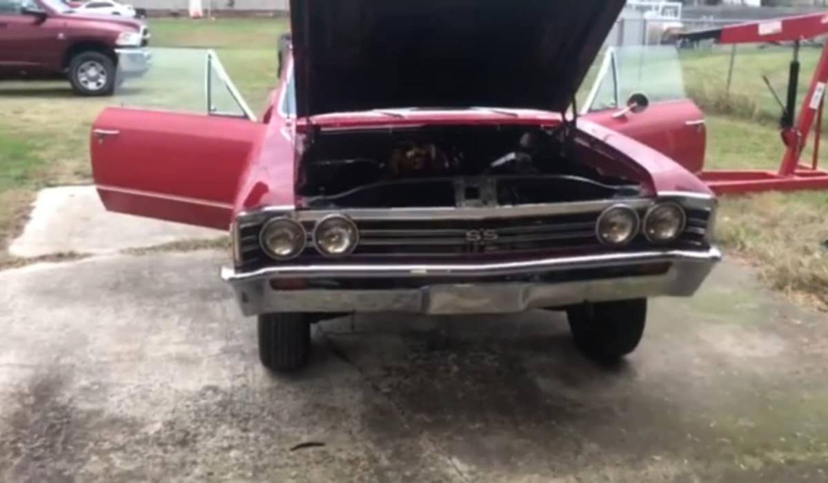 Chevrolet-chevelle-ss-396-1967-red-3