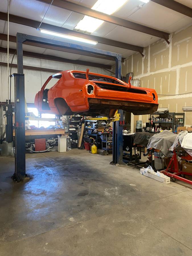 Chevrolet-chevelle-ss-396-1969-orange-20