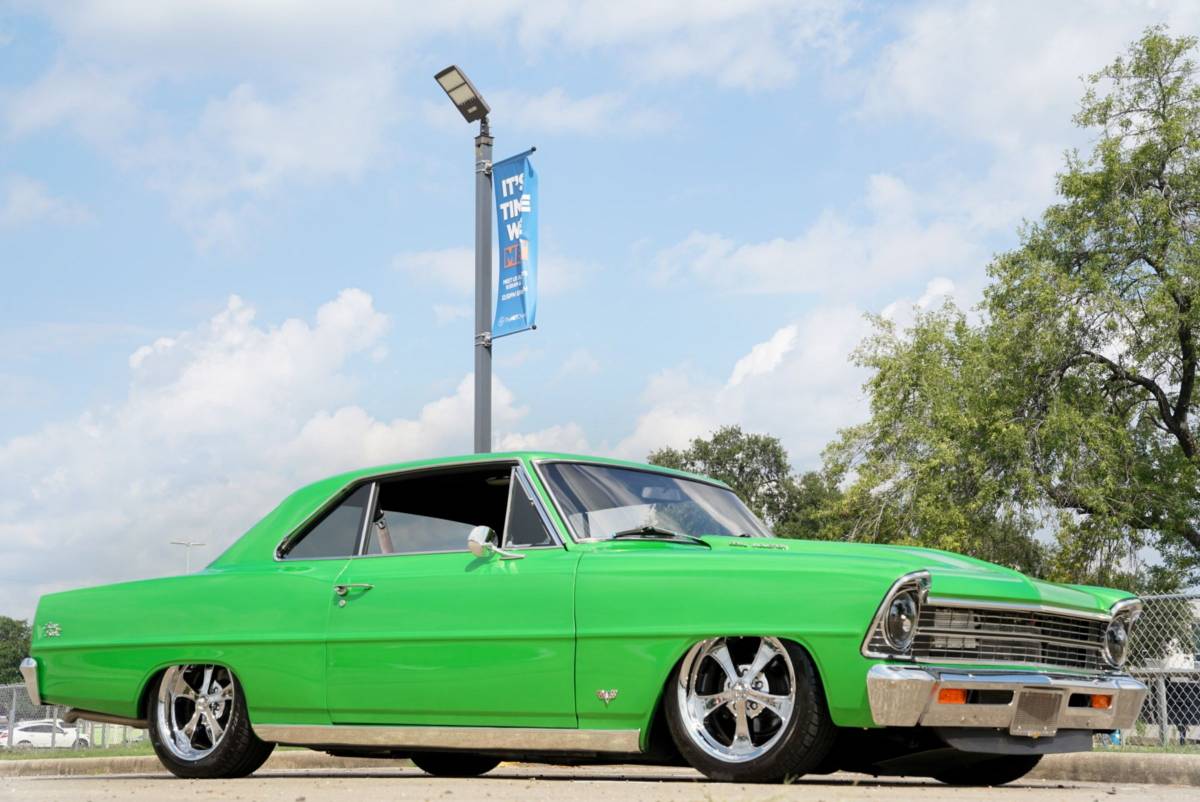 Chevrolet-chevy-ii-nova-1967-green-4