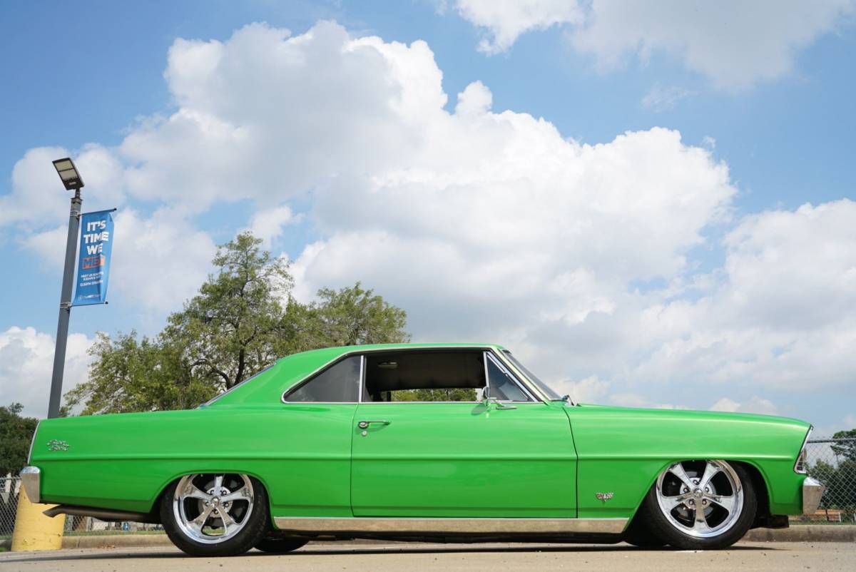 Chevrolet-chevy-ii-nova-1967-green-7