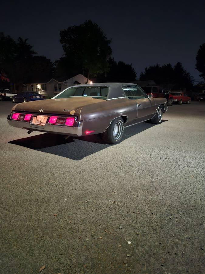 Chevrolet-chevy-impala-1973-brown-2