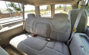 Chevrolet-chevy-suburban-3500-hd-diesel-1995-green-13