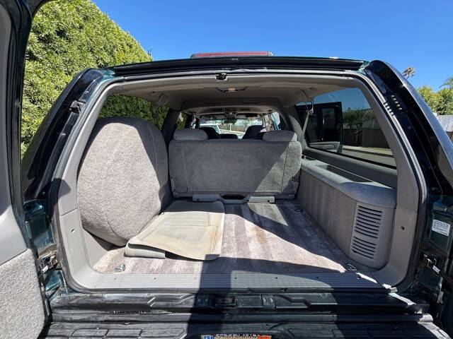 Chevrolet-chevy-suburban-3500-hd-diesel-1995-green-20