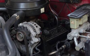 Chevrolet-cheyenne-1990-red-17