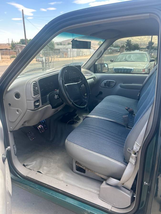 Chevrolet-cheyenne-4.3-v-6.5-salvage-1995-4