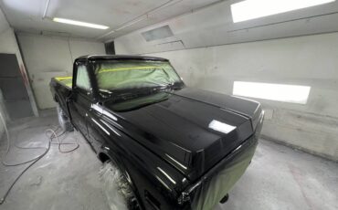 Chevrolet-cheyenne-c20-34-ton-1972-black-11