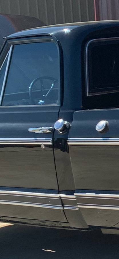 Chevrolet-cheyenne-c20-34-ton-1972-black-19