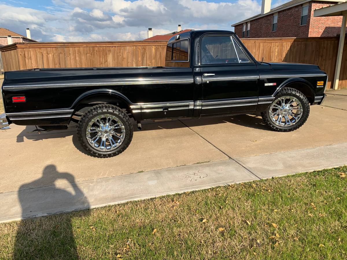 Chevrolet-cheyenne-c20-34-ton-1972-black-4