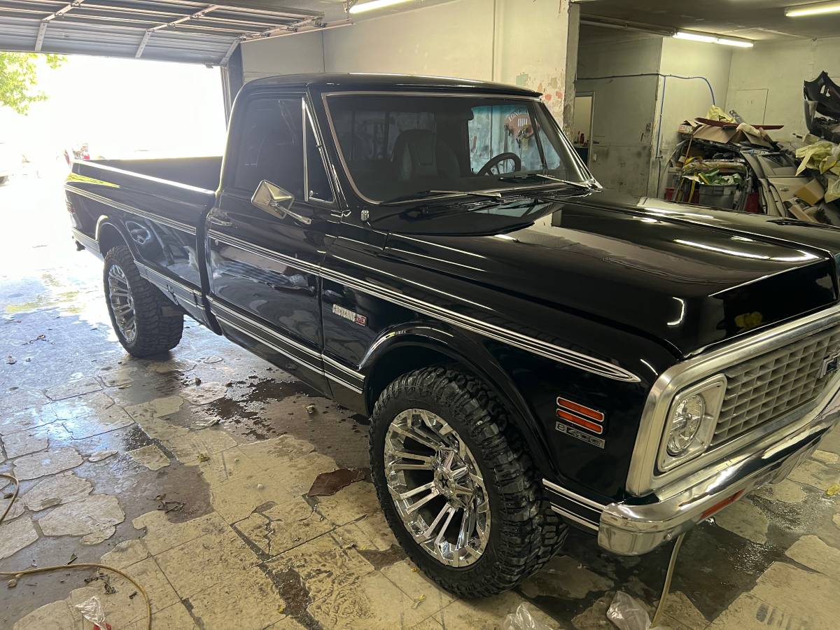 Chevrolet-cheyenne-c20-34-ton-1972-black-7