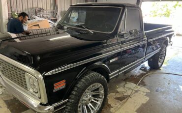 Chevrolet-cheyenne-c20-34-ton-1972-black-9