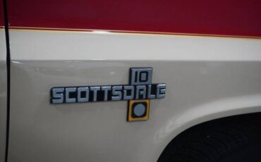 Chevrolet-ck-10-series-1983-red-10