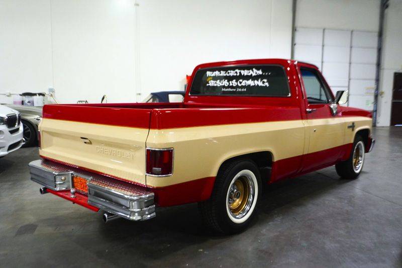 Chevrolet-ck-10-series-1983-red-2