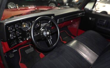 Chevrolet-ck-10-series-1983-red-20