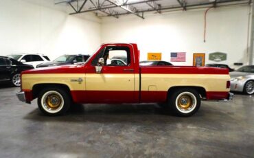 Chevrolet-ck-10-series-1983-red-5