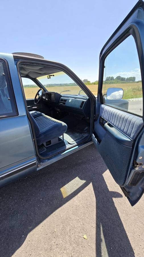 Chevrolet-ck-1500-1992-blue-3