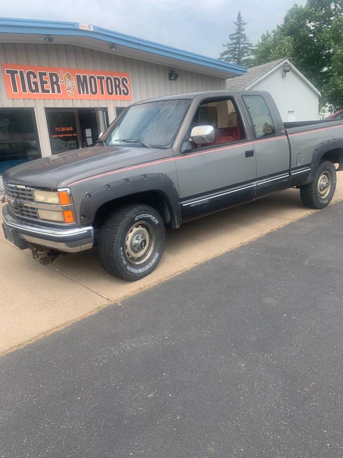Chevrolet-ck-1500-series-1991-grey-3