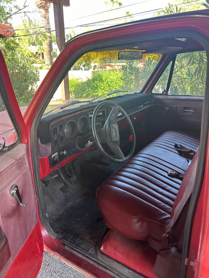 Chevrolet-ck-pickup-12-ton-1984-red-2
