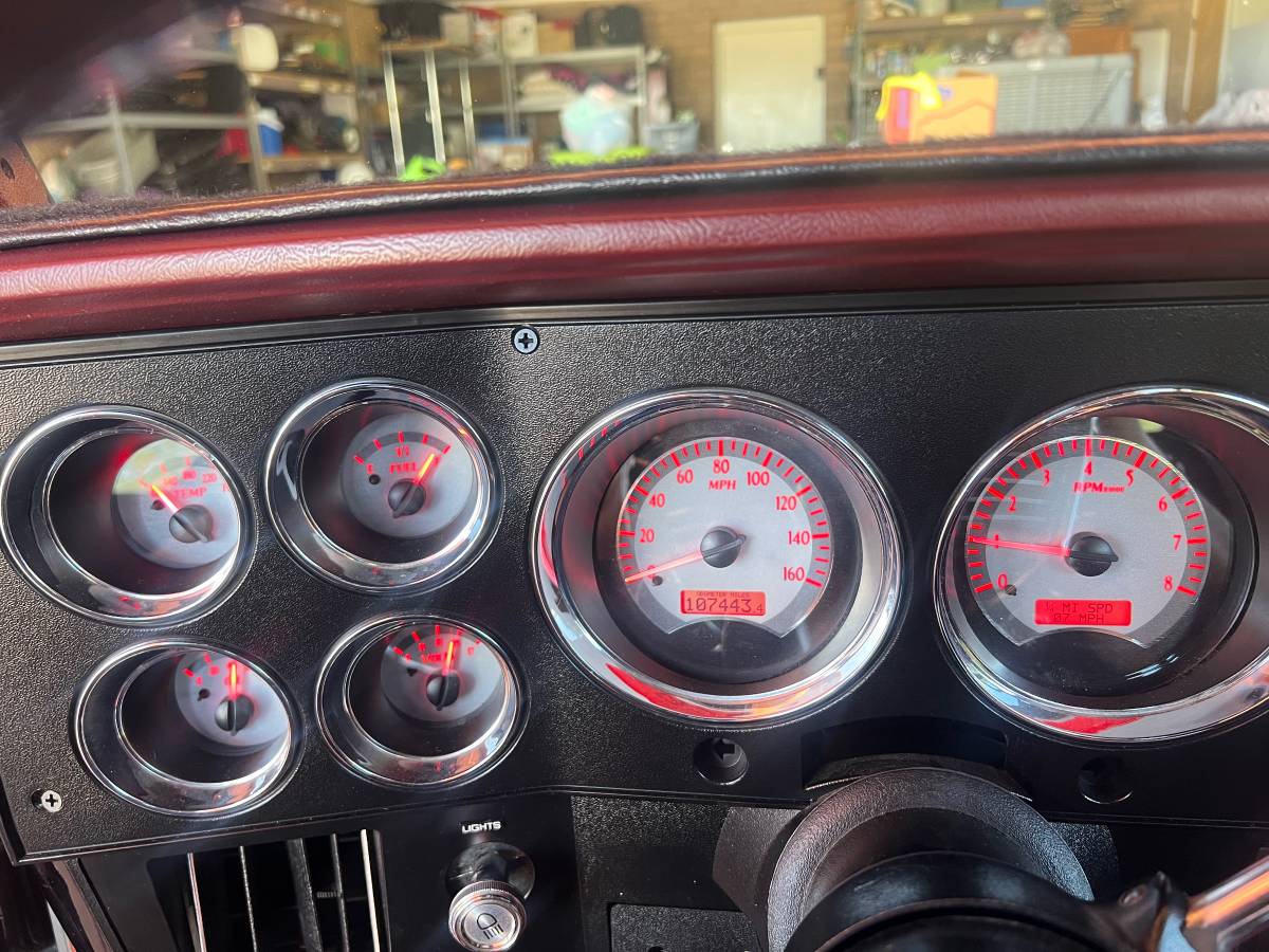 Chevrolet-ck-pickup-12-ton-nominal-1985-black-16