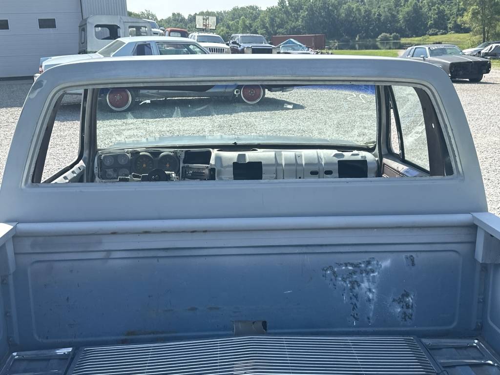 Chevrolet-ck-pickup-12-ton-nominal-1986-5