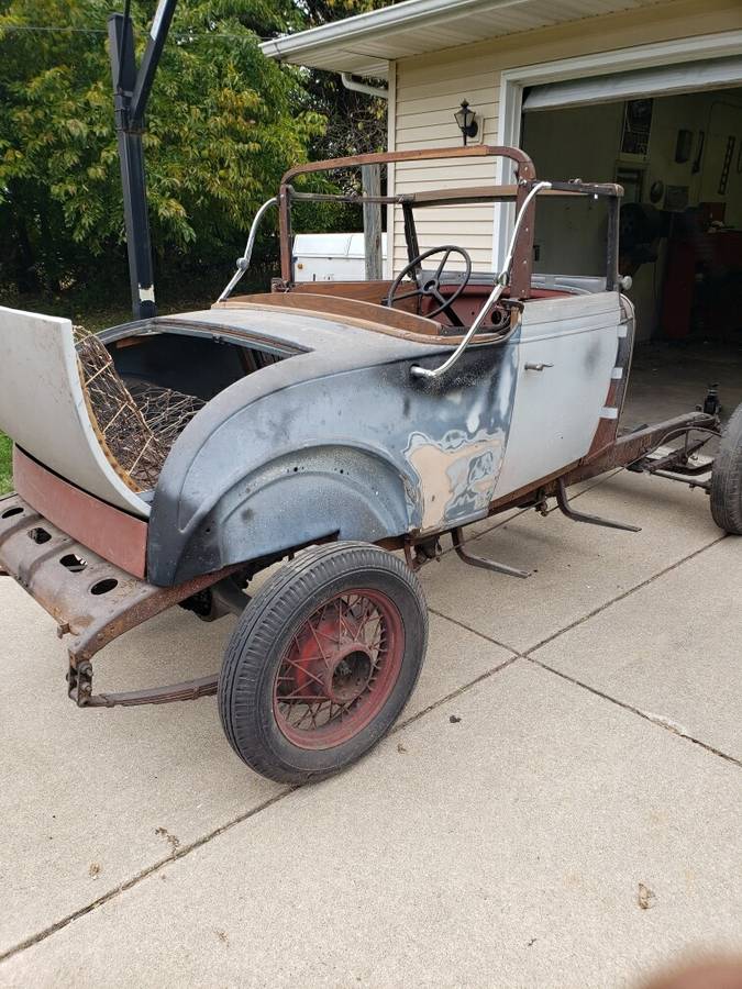 Chevrolet-convertible-1932-brown-10