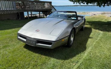 Chevrolet-convertible-1986-grey