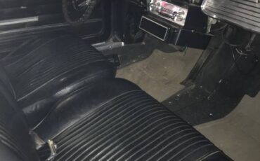 Chevrolet-corvair-1963-2