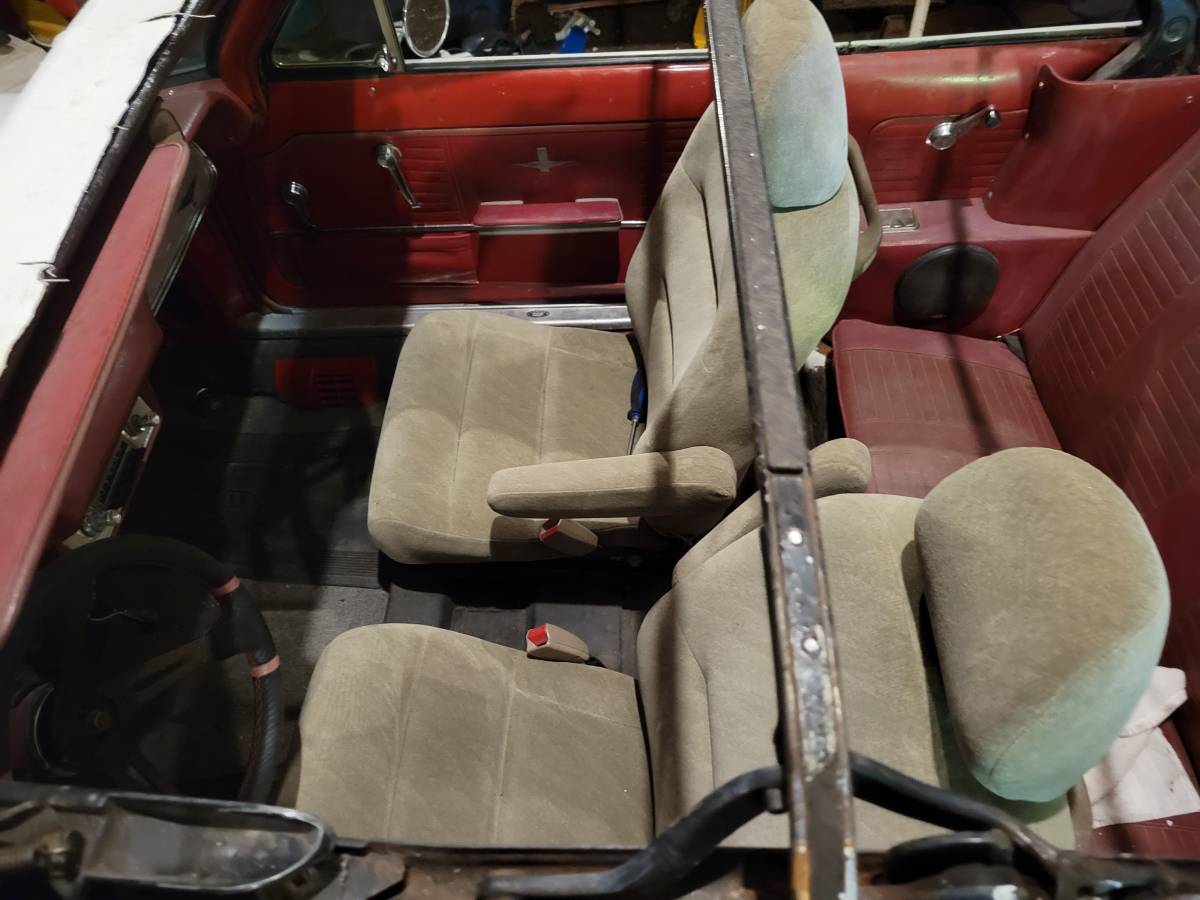 Chevrolet-corvair-1964-white-1