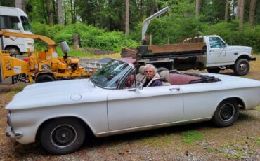 Chevrolet-corvair-1964-white-4
